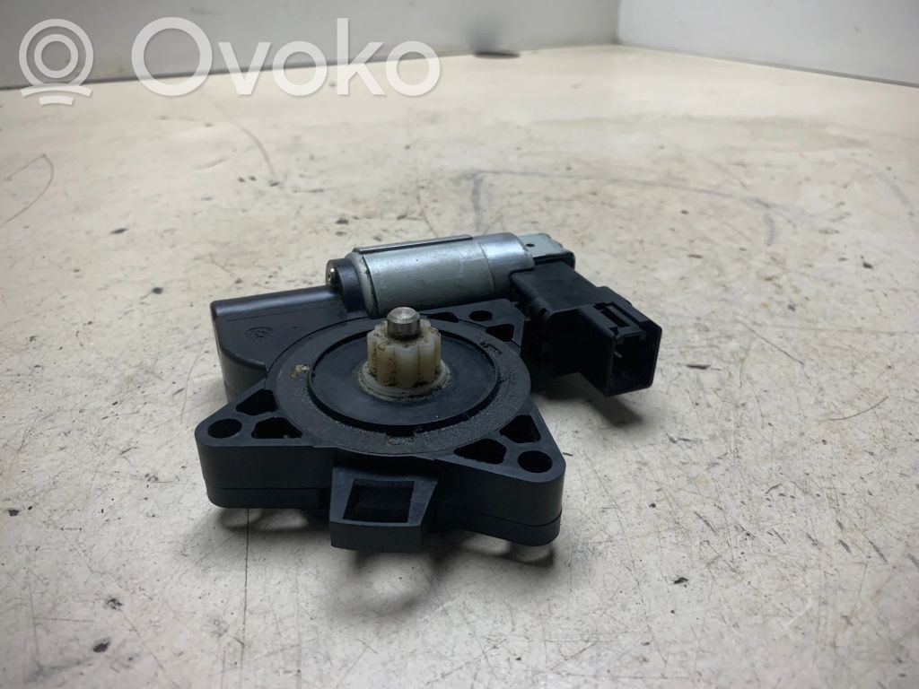Silnik regulatora szyby drzwi przednich   GJ6A5958X,TD772528,CM011080,TD712528