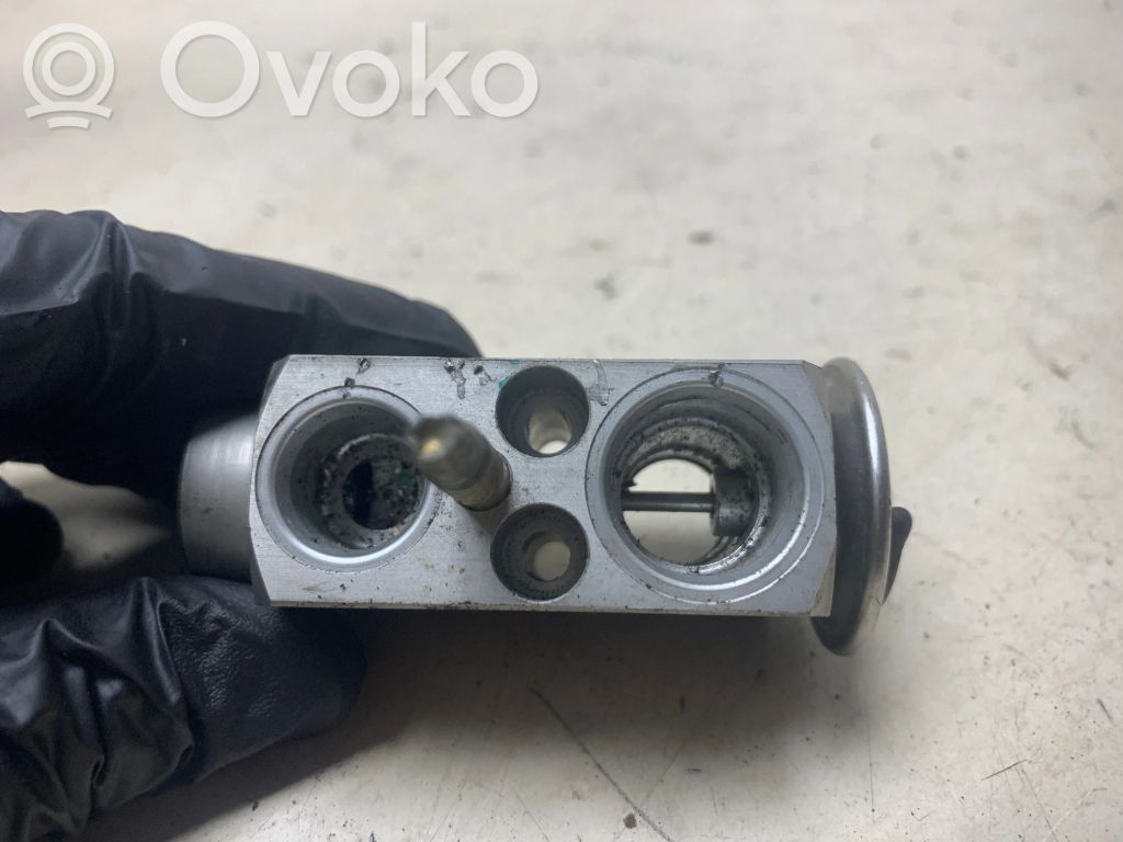 BMW 3 E46 Zawór rozprężny klimatyzacji A/C 