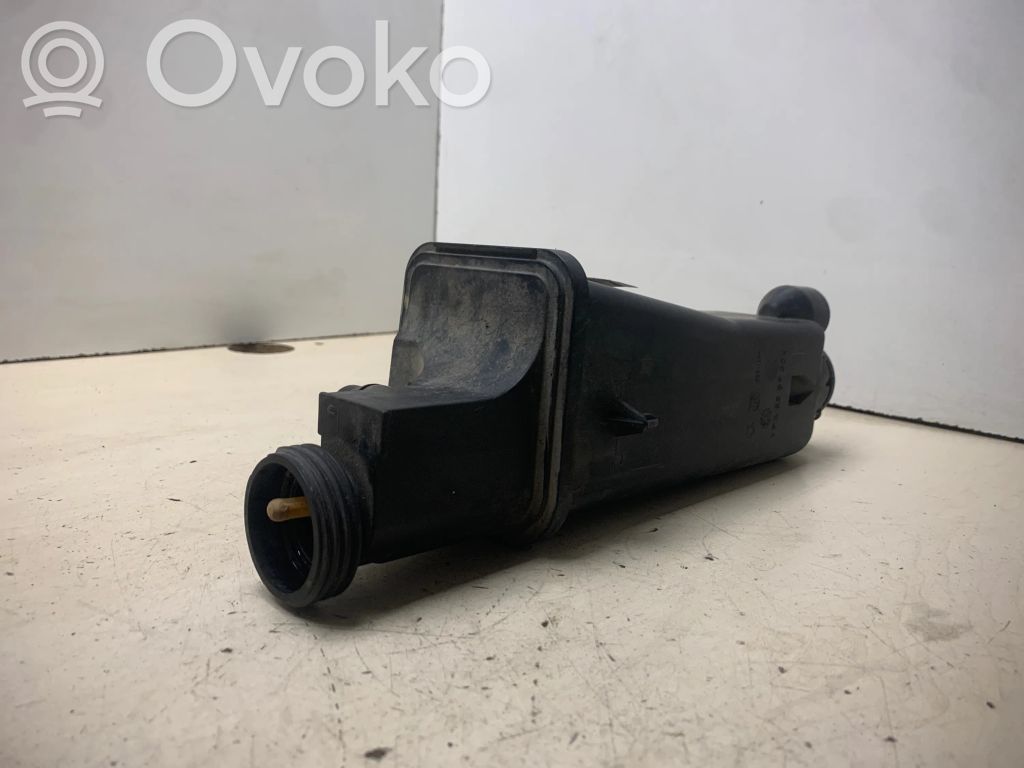 BMW 3 E46 Coolant expansion tank/reservoir 