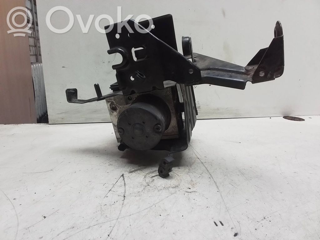 Audi A4 S4 B6 8E 8H ABS bloks 