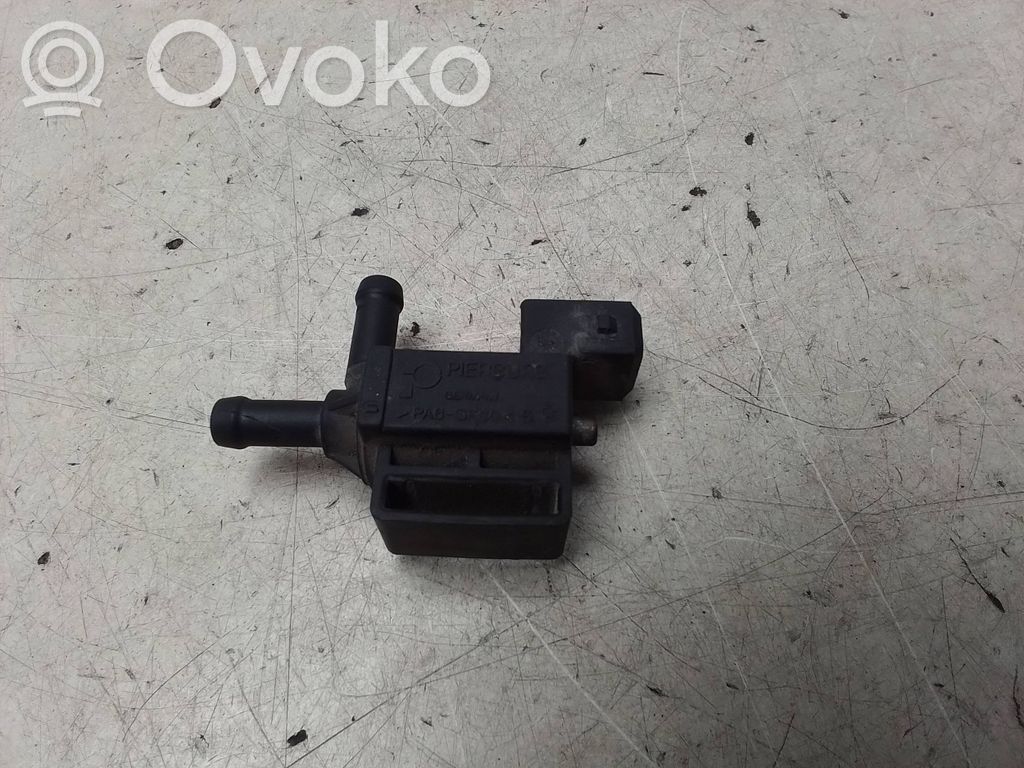 Volvo S80 Zawór podciśnienia / Elektrozawór turbiny 