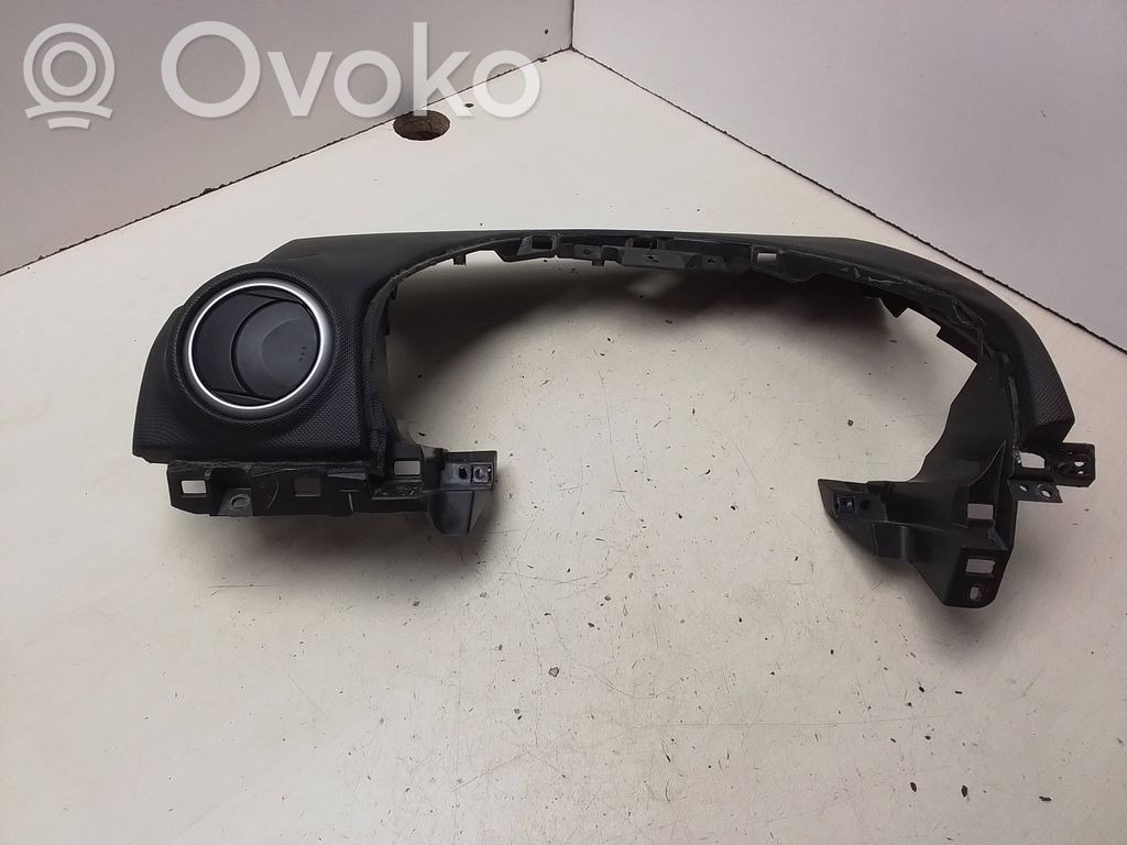 Mazda 3 I Kita salono detalė 