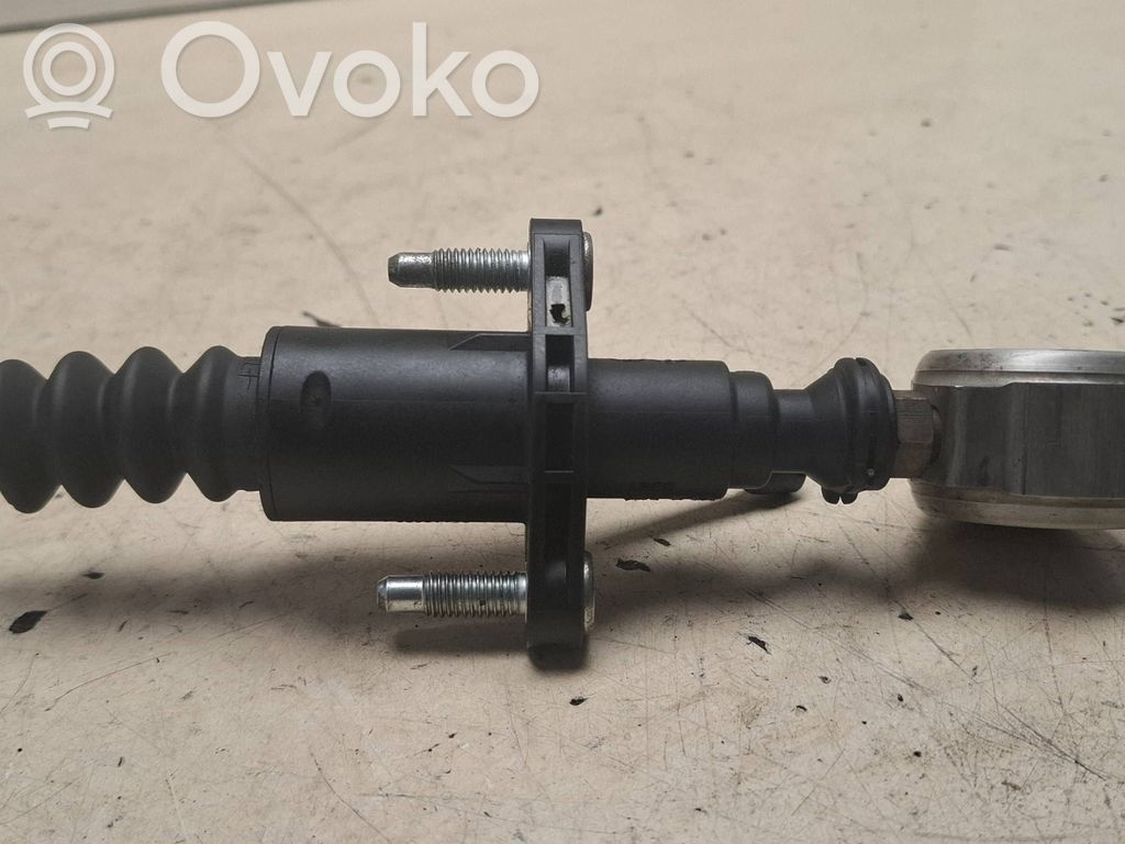 Opel Astra J Kytkimen pääsylinteri 