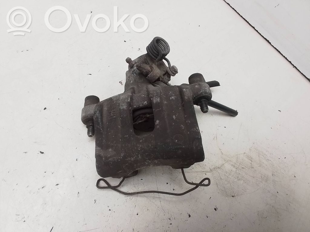Volvo S40 Galinis suportas 