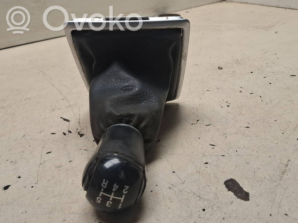 Ford Mondeo MK IV Gear lever shifter trim leather/knob 