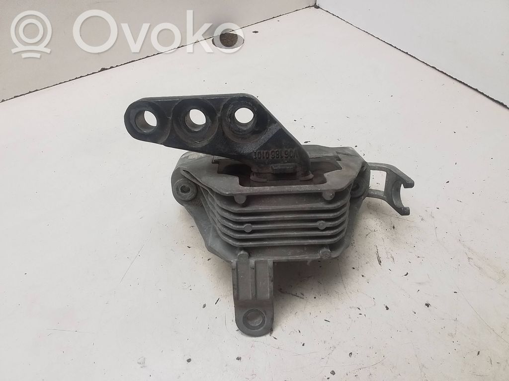 Chevrolet Cruze Engine mount bracket 