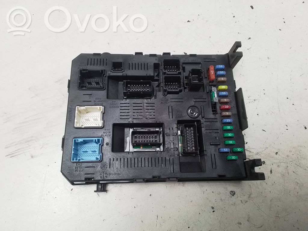 Citroen C4 Grand Picasso Fuse module 