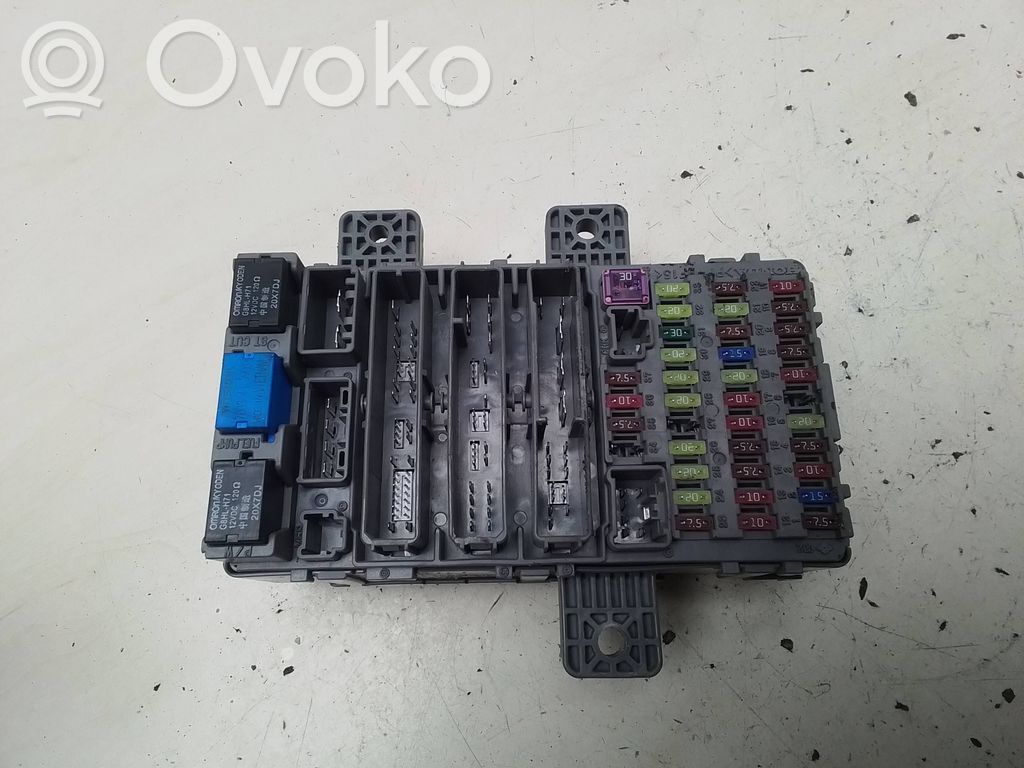 Honda Civic Sulakemoduuli 