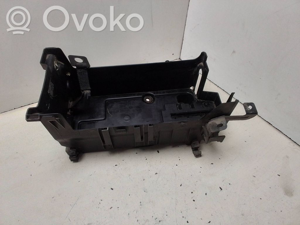 Opel Insignia A Podstawa / Obudowa akumulatora 