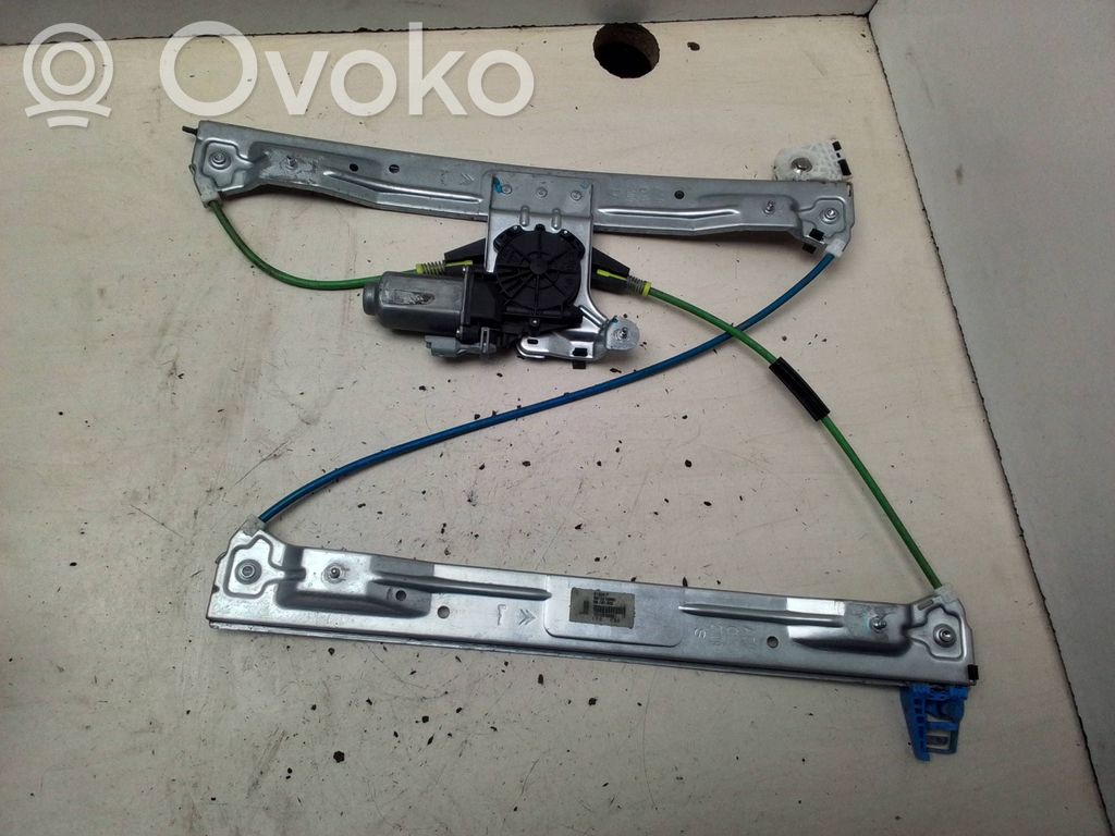 Citroen C3 Picasso Macara ușă față cu motor 