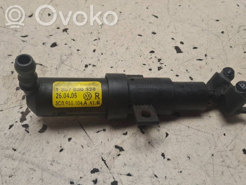 Volkswagen PASSAT B6 Dysza spryskiwacza lampy przedniej 