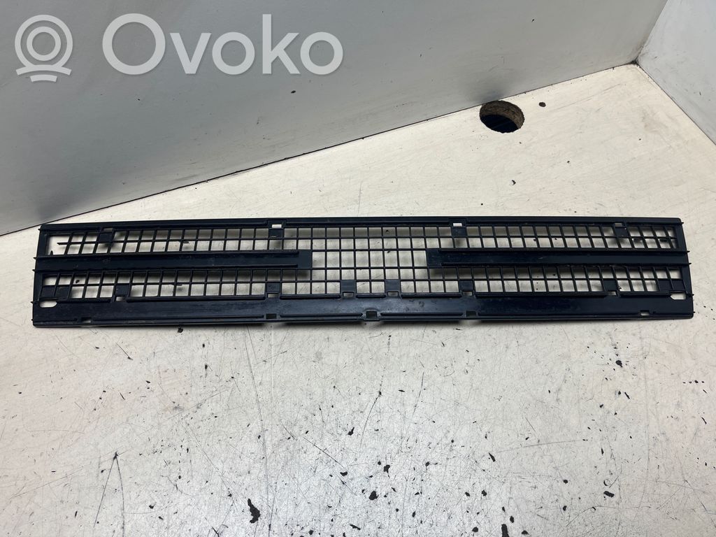 Fiat Croma Augšējais režģis 