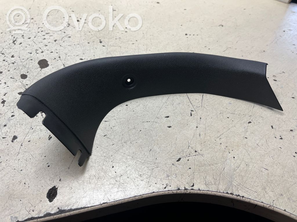 BMW 1 E81 E87 Tailgate/trunk side cover trim 