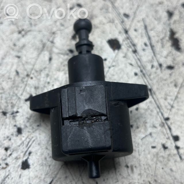 Audi A6 S6 C6 4F Scheinwerferstellmotor 