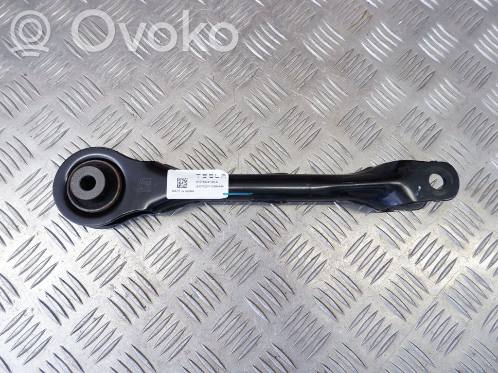 Tesla Model Y Рычаг 