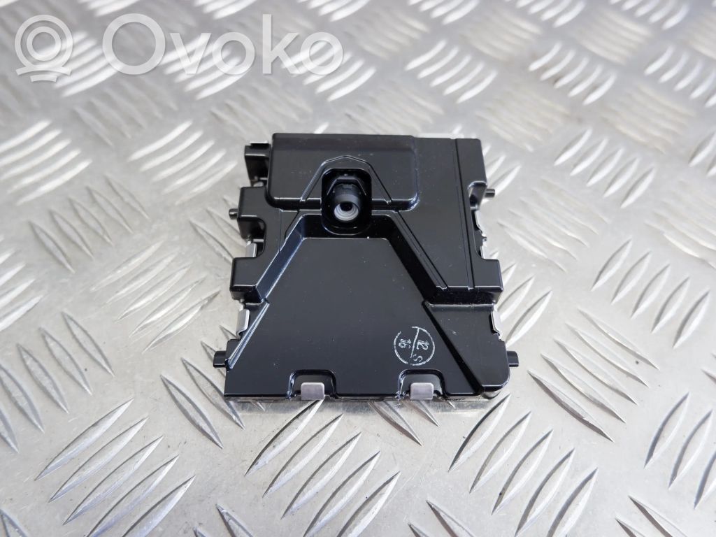 Lexus RX 450H Windshield/windscreen camera 