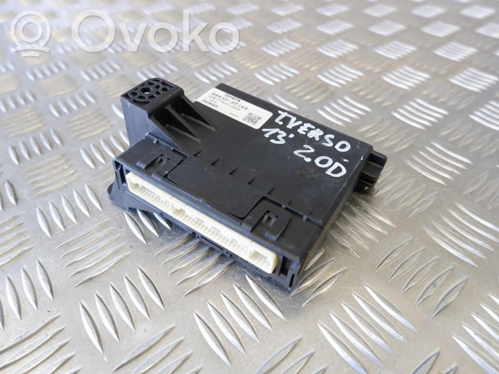 Toyota Verso Air conditioner control unit module 