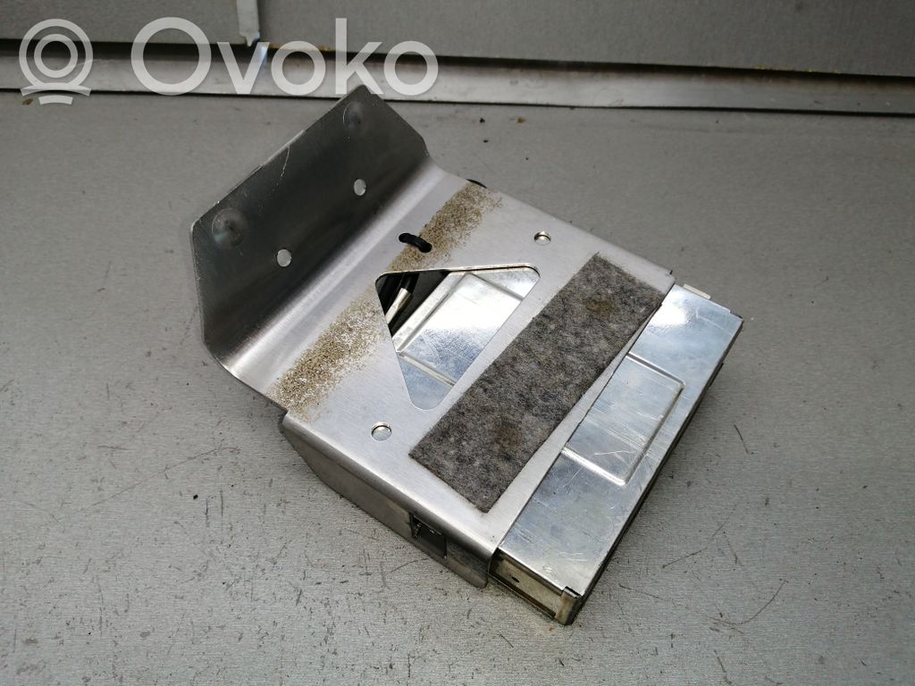 Audi A8 S8 D2 4D GPS navigation control unit/module 