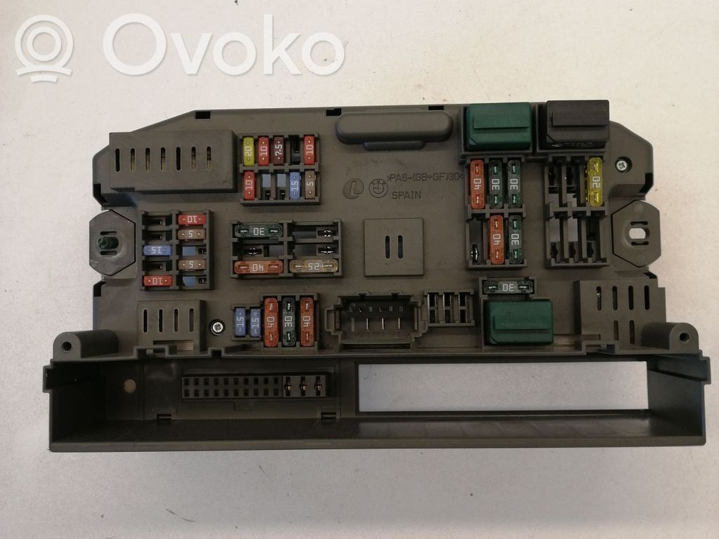 BMW X5 E70 Sulakemoduuli 