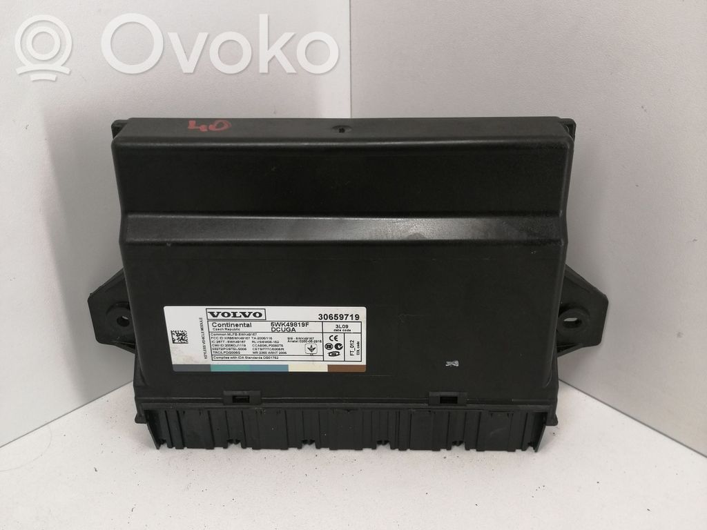 Volvo XC60 Keyless (KESSY) go control unit/module 