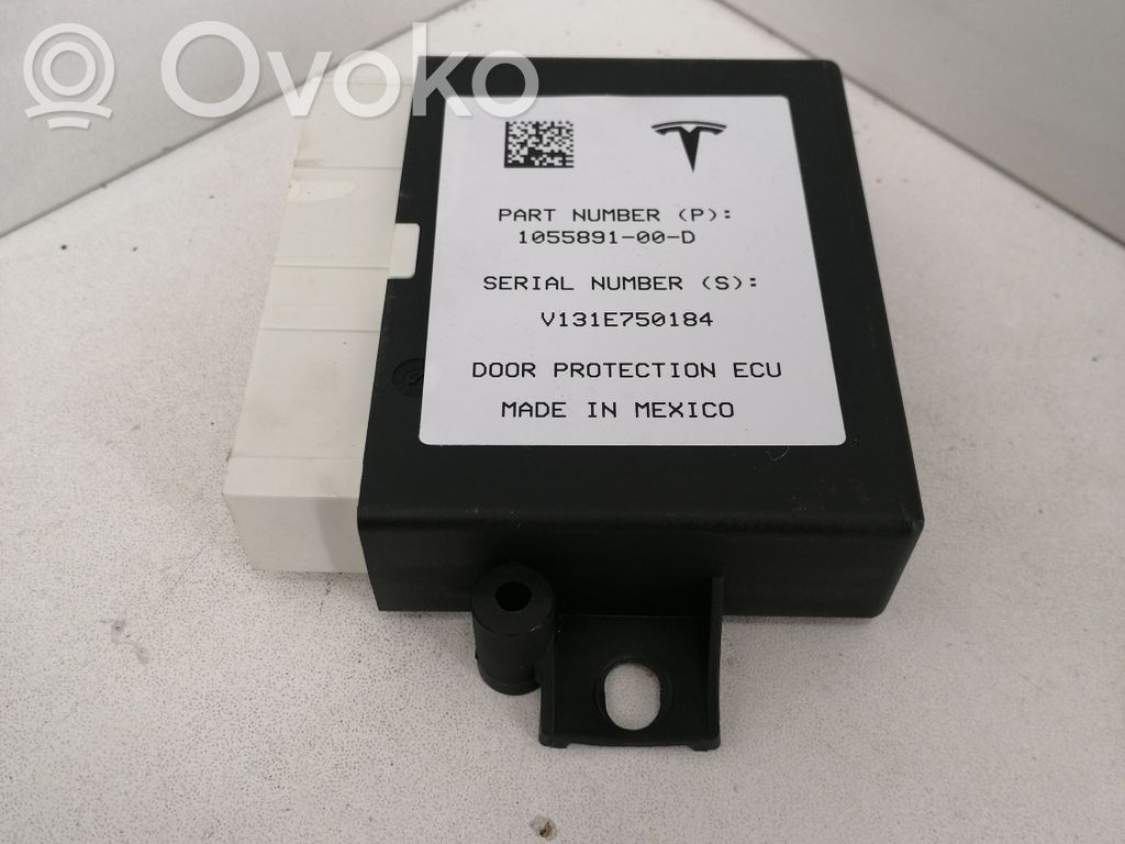 Tesla Model X Door control unit/module 
