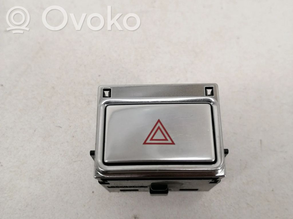 Jaguar I-Pace Hazard light switch 