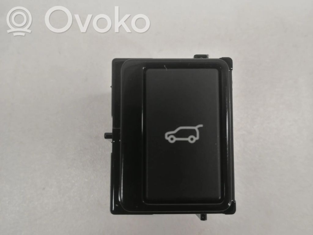 Jaguar I-Pace Tailgate opening switch 