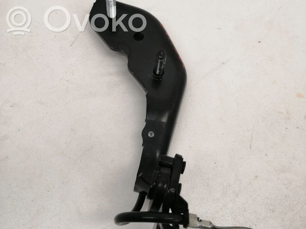 Jaguar I-Pace Tailgate/trunk/boot hinge 