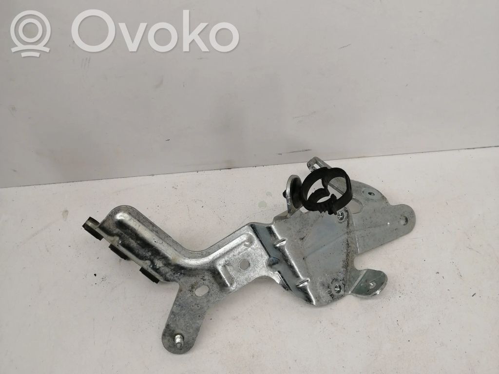 Volvo XC60 Other engine bay part 