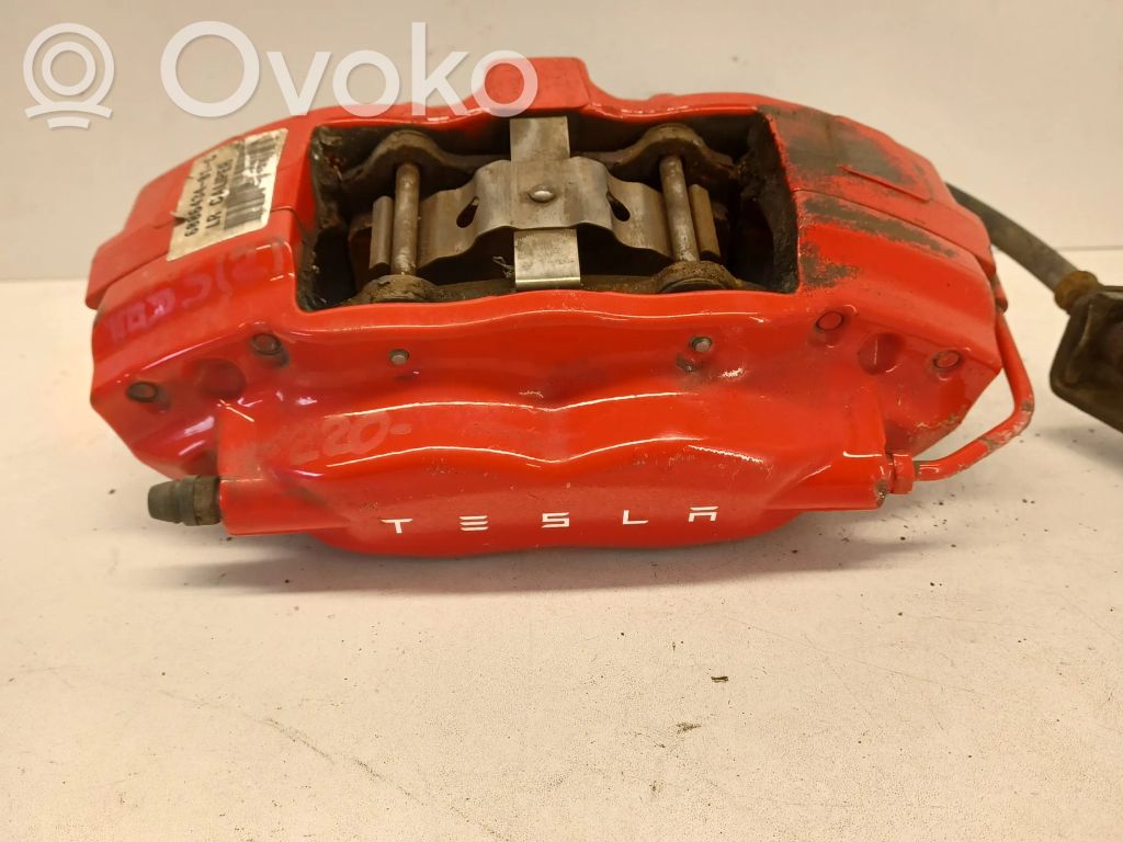 Tesla Model S Takajarrusatula 