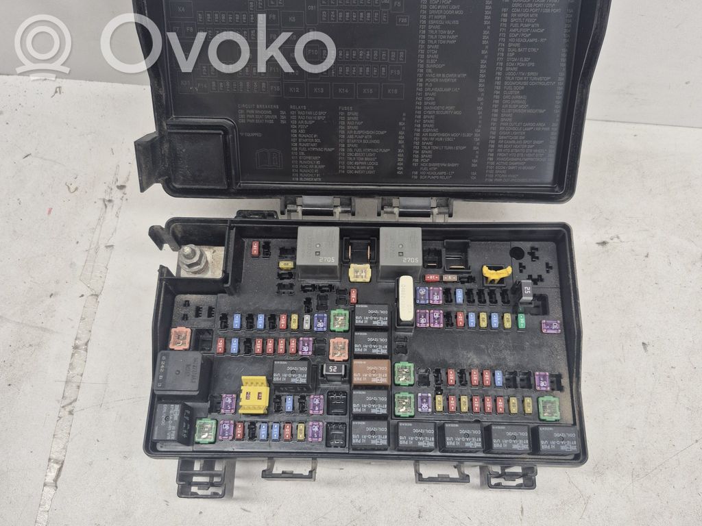 Módulo de fusible   68425216AB,P68425216AB