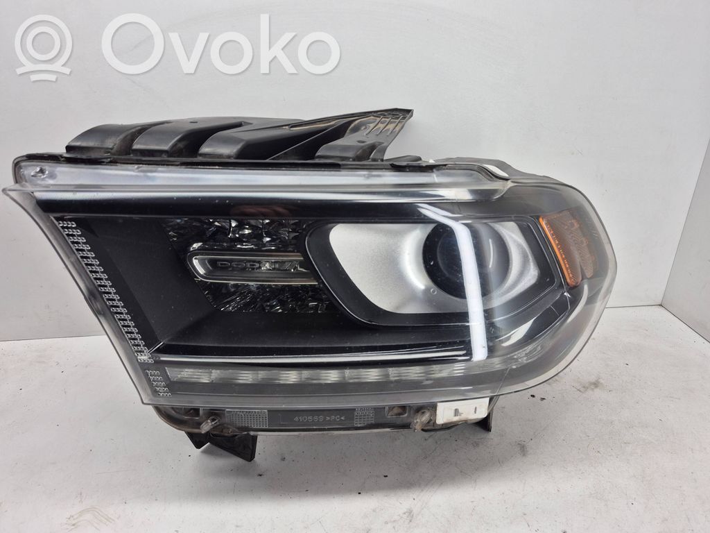 Dodge Durango III Phare frontale 