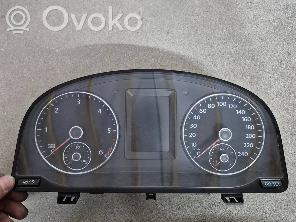 Volkswagen Caddy Licznik / Prędkościomierz 