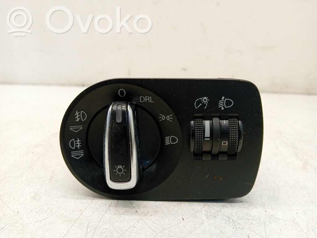 Audi A3 S3 8P Light switch 