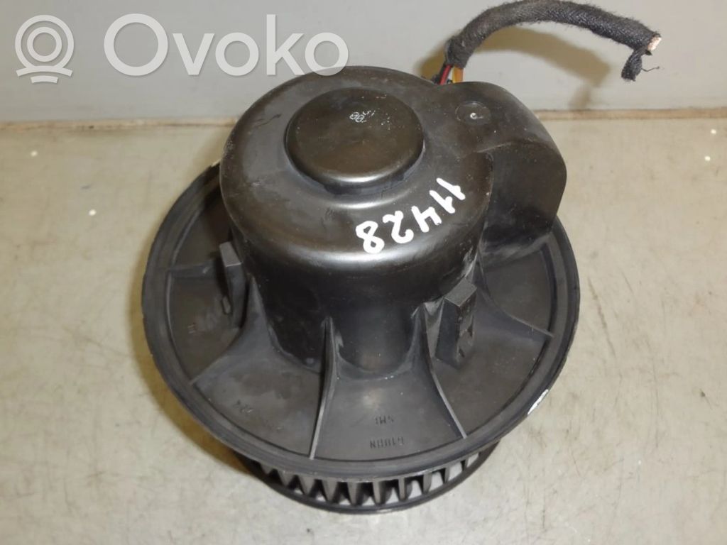 Heater fan/blower   7M1819021