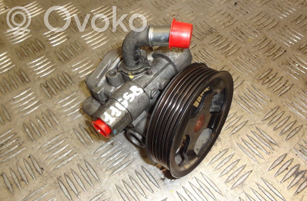 Dodge Journey Ohjaustehostimen pumppu 