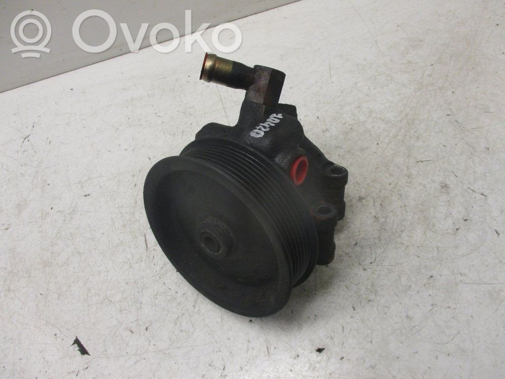 Ford Transit Ohjaustehostimen pumppu 