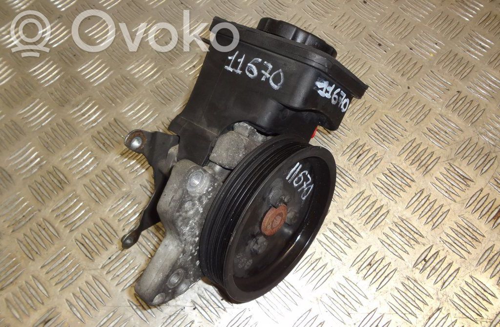 BMW X5 E53 Power steering pump 