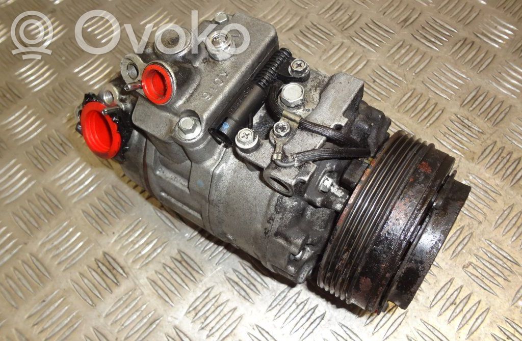 Ilmastointilaitteen kompressorin pumppu (A/C)