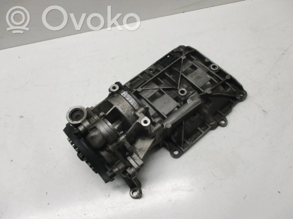 BMW 3 E90 E91 Oil pump 