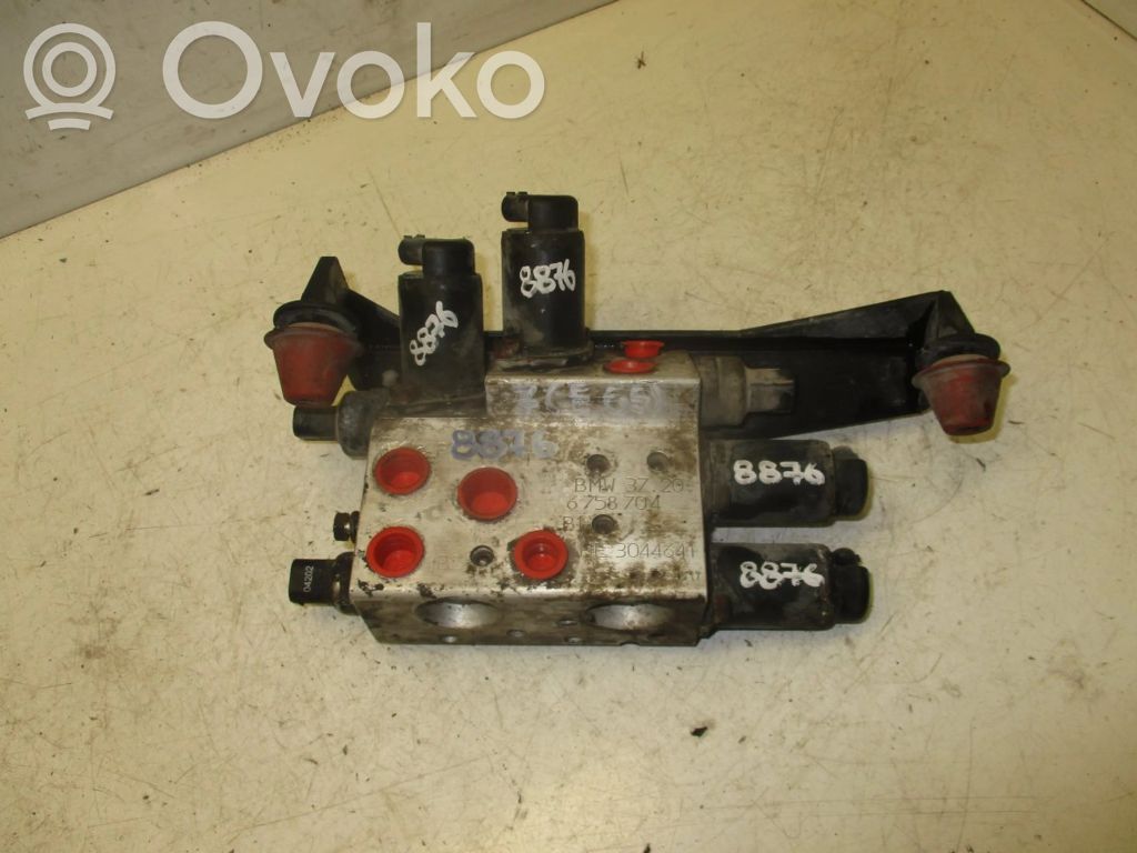 BMW 7 E65 E66 Air suspension compressor/pump 