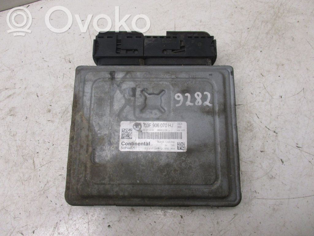 Skoda Roomster (5J) Engine control unit/module 
