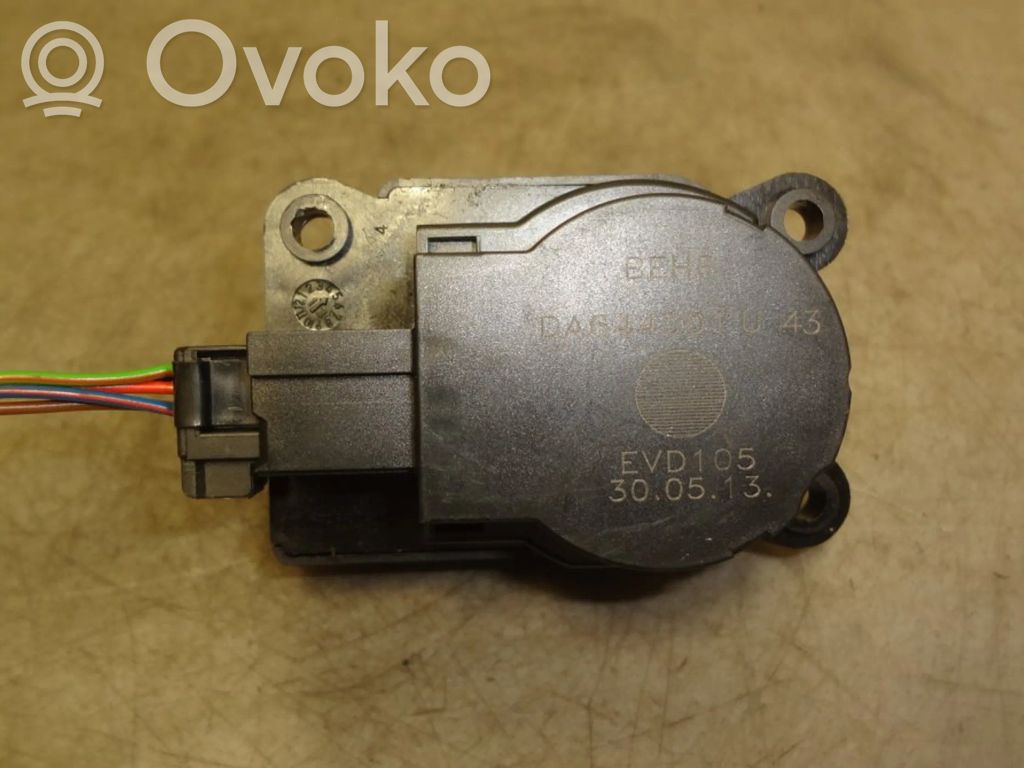 Opel Astra J Tuloilmaventtiilin käyttömoottori 