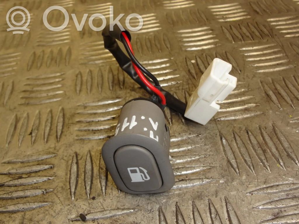KIA Carnival Fuel tank opening switch 