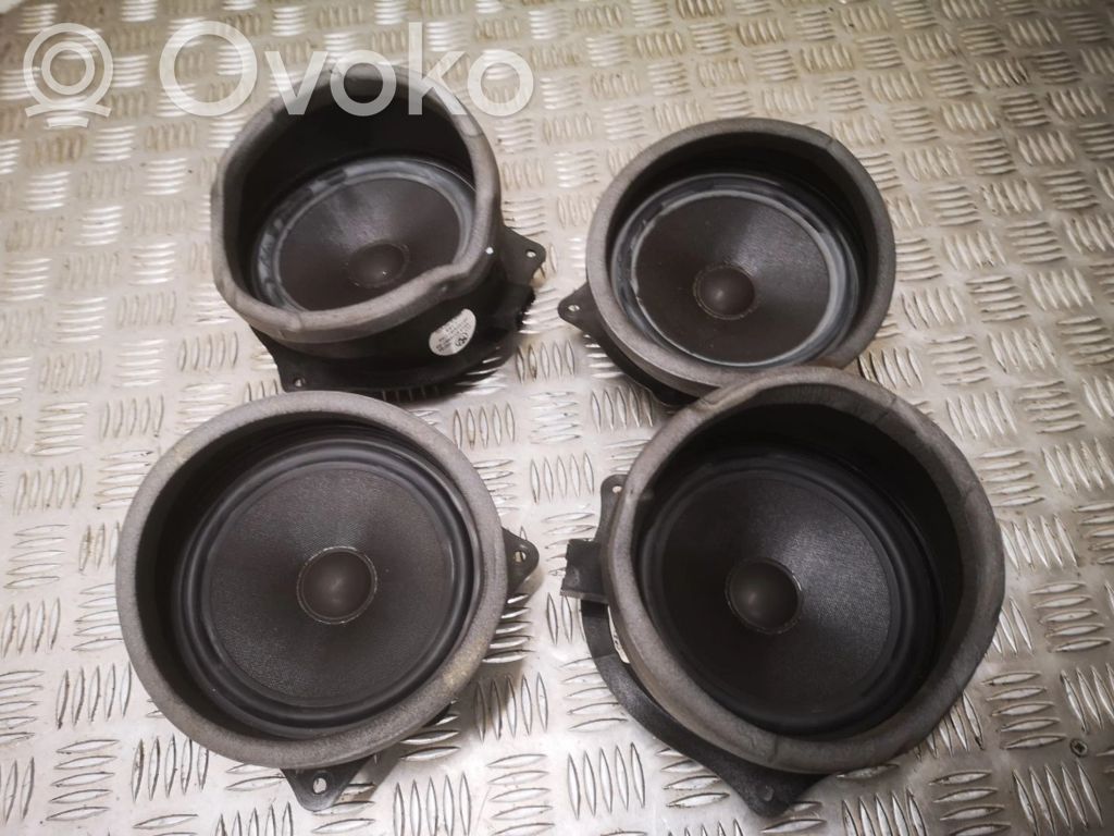 Audio system kit   8379094,8379568,4910430713,4913430812,61928910,65138379567,8379093