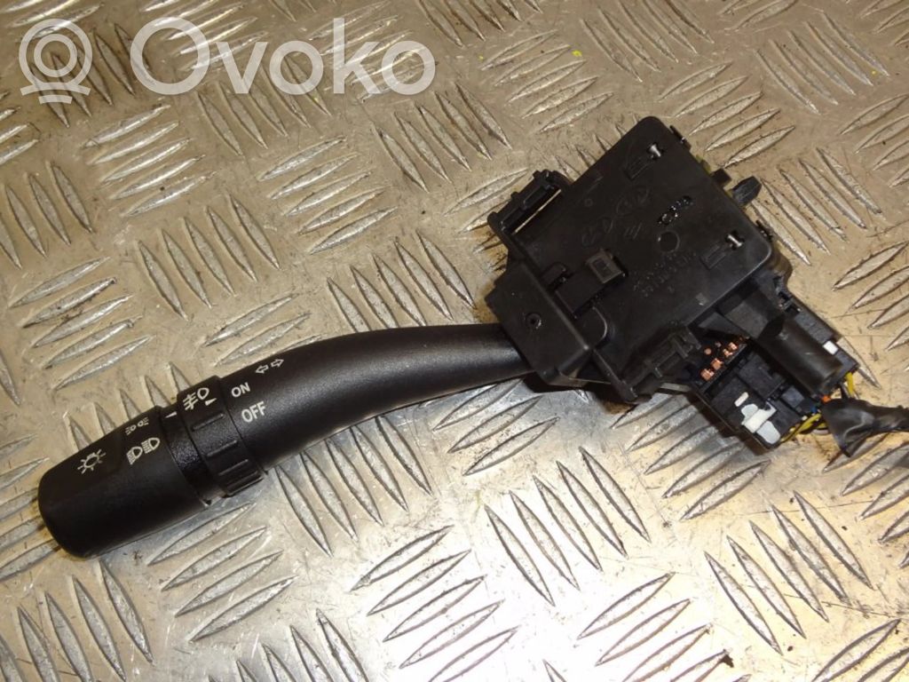 KIA Carnival Palanca de intermitentes 