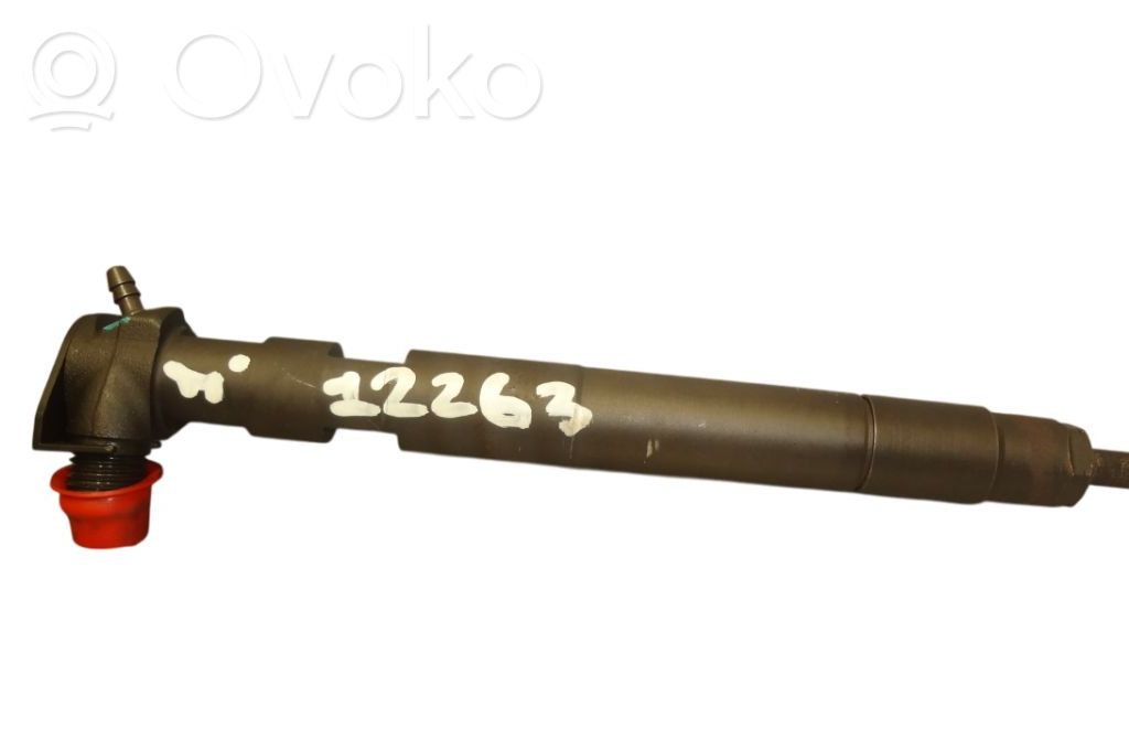Polttoainesuutin   25183186