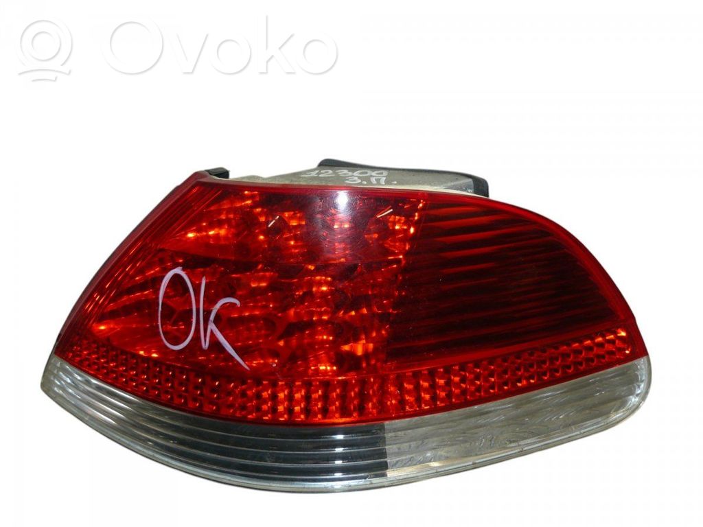 BMW 7 E65 E66 Galinis žibintas kėbule 