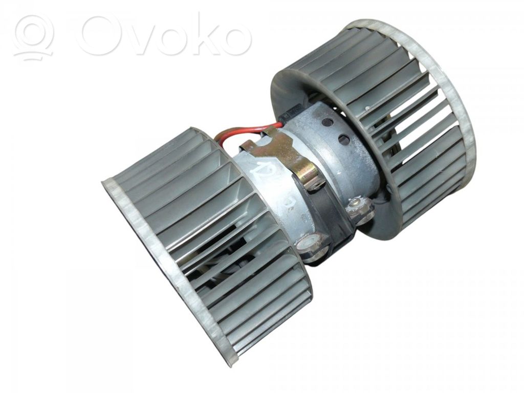 BMW X3 E83 Mazā radiatora ventilators 