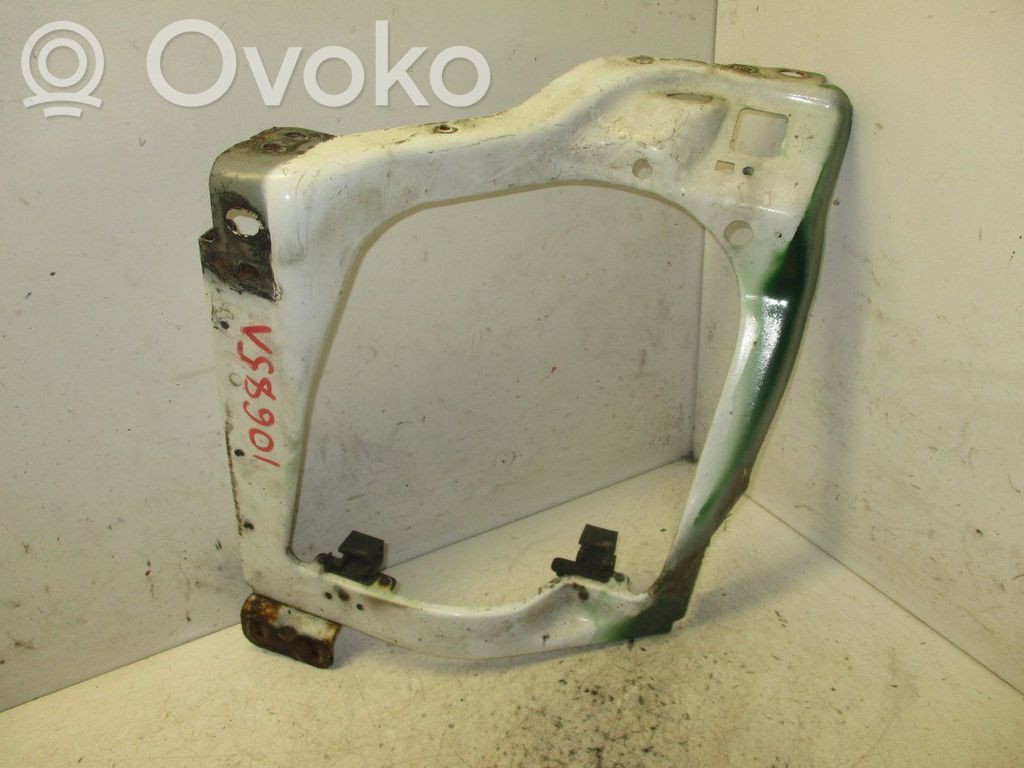 Headlight/headlamp mounting bracket   7C1113K020A